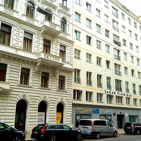 The Kolin Grand Downtown Apartment Wien Exteriör bild